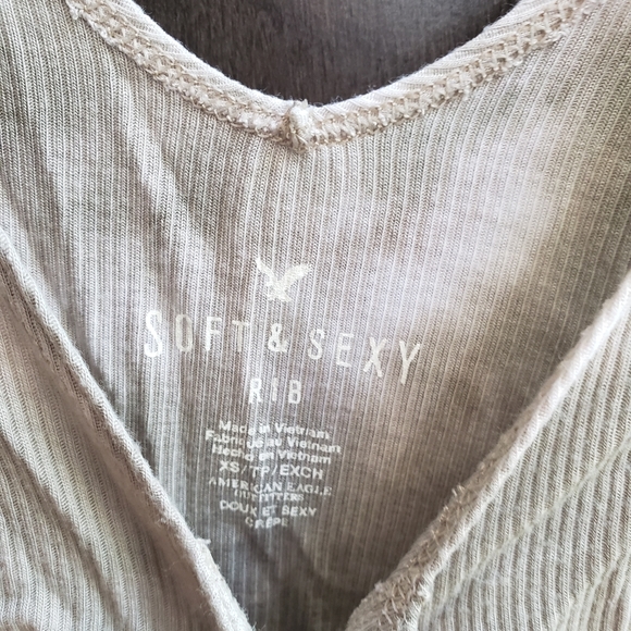 Cute top ! - Picture 3 of 3